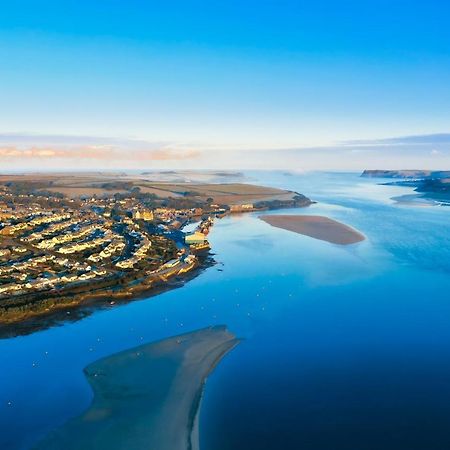 Padstow Escapes - Pajar Luxury Penthouse Apartment Екстериор снимка