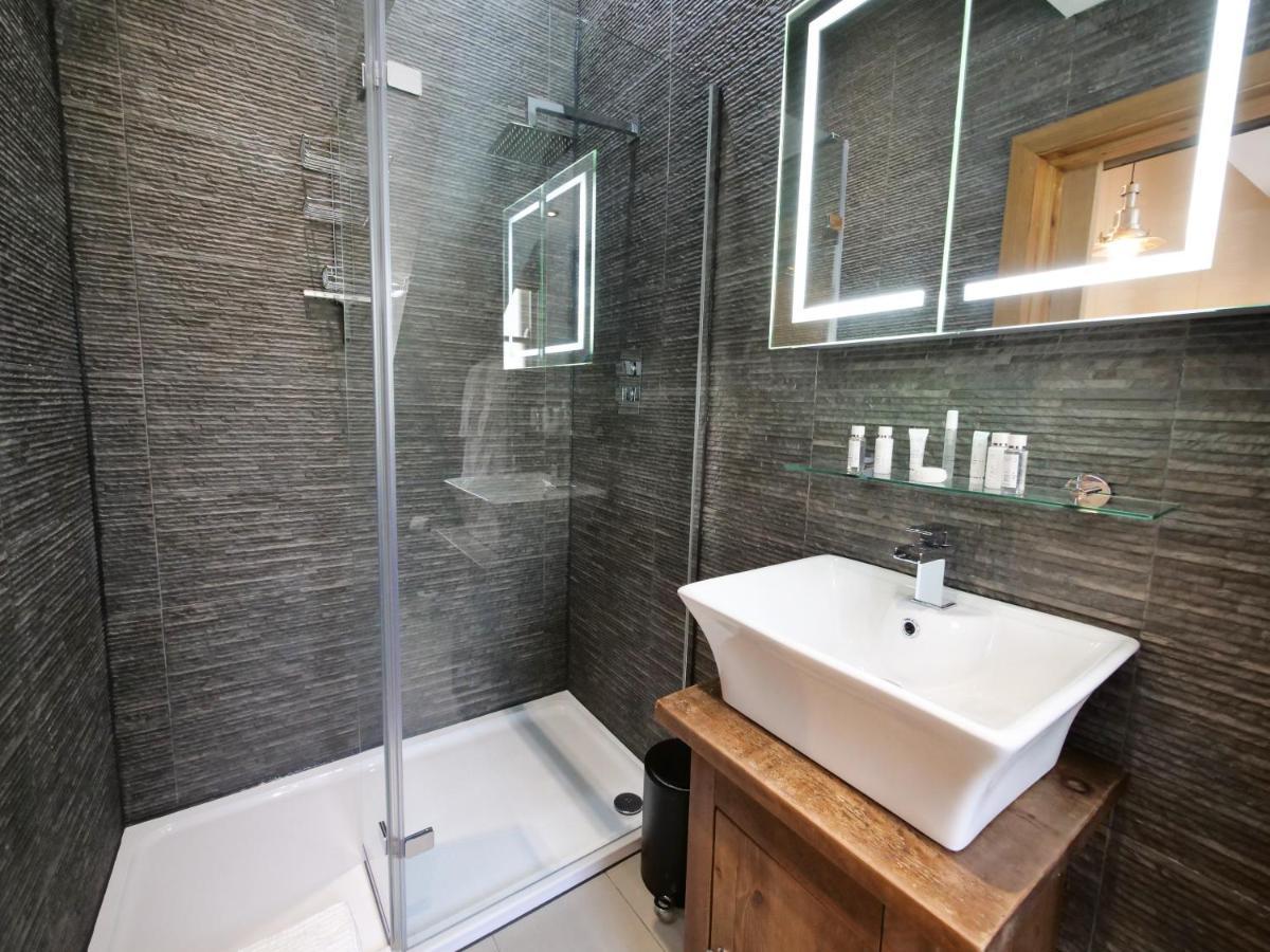 Padstow Escapes - Pajar Luxury Penthouse Apartment Екстериор снимка