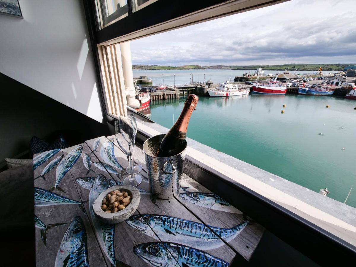 Padstow Escapes - Pajar Luxury Penthouse Apartment Екстериор снимка